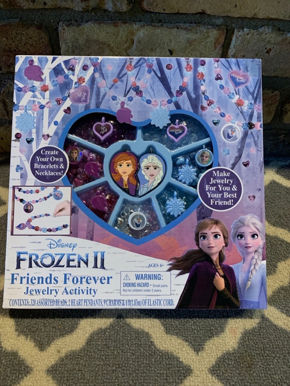 Disney Frozen II Friends Forever Jewelry Activity Kit NWT